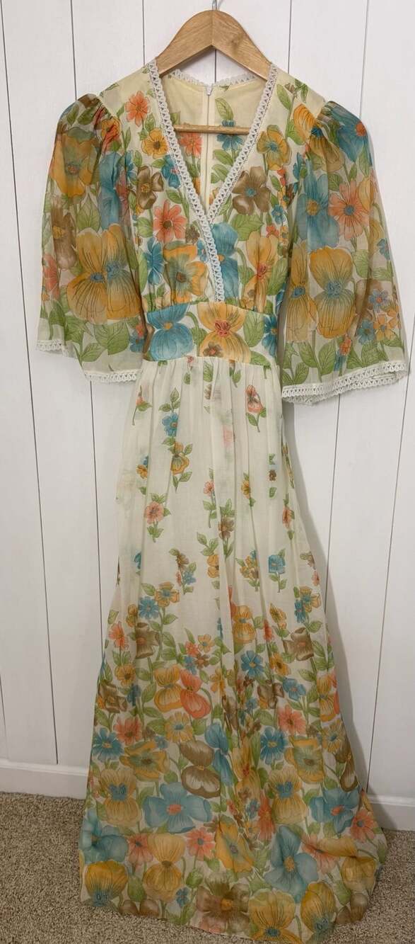 Vintage 70s "This Is Yours" Floral Prairie Maxi Dress